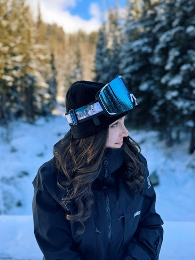 KALISSA LOLOS